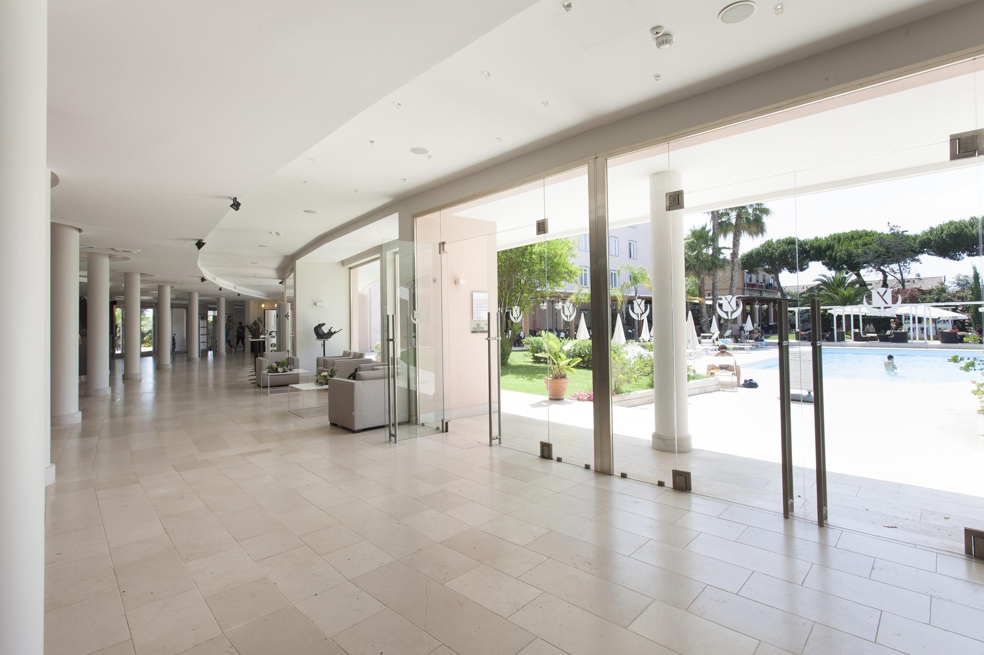 Isola Sacra Rome Airport Hotel 4*